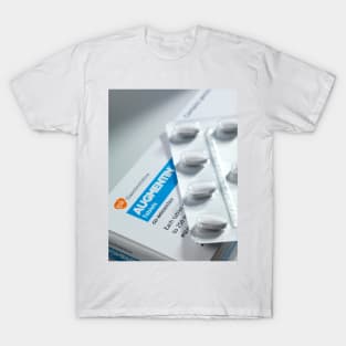 Augmentin antibiotic pills (M625/1666) T-Shirt